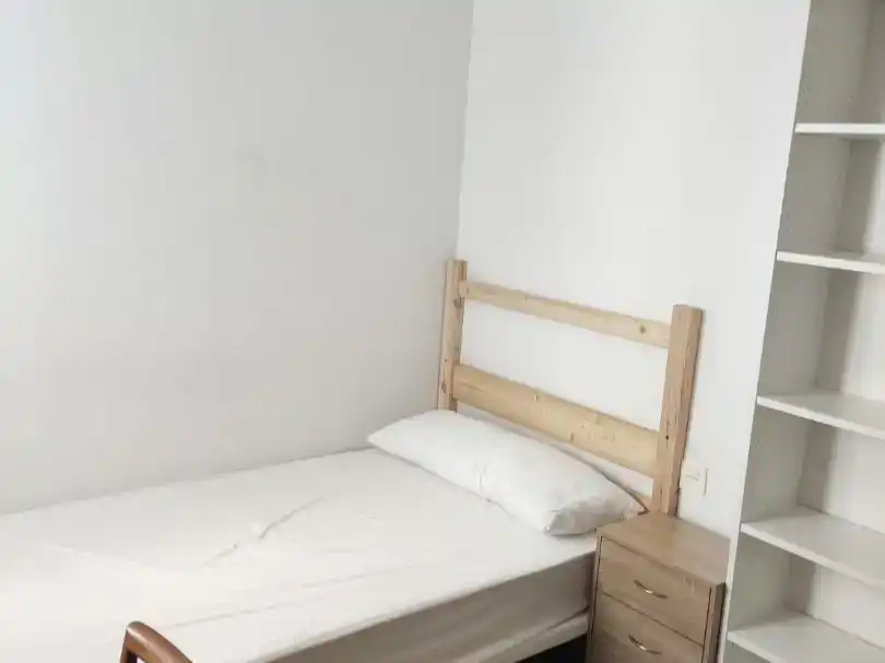 Bedroom of Flat for share in San Bernardo - Carmelitas - Campus