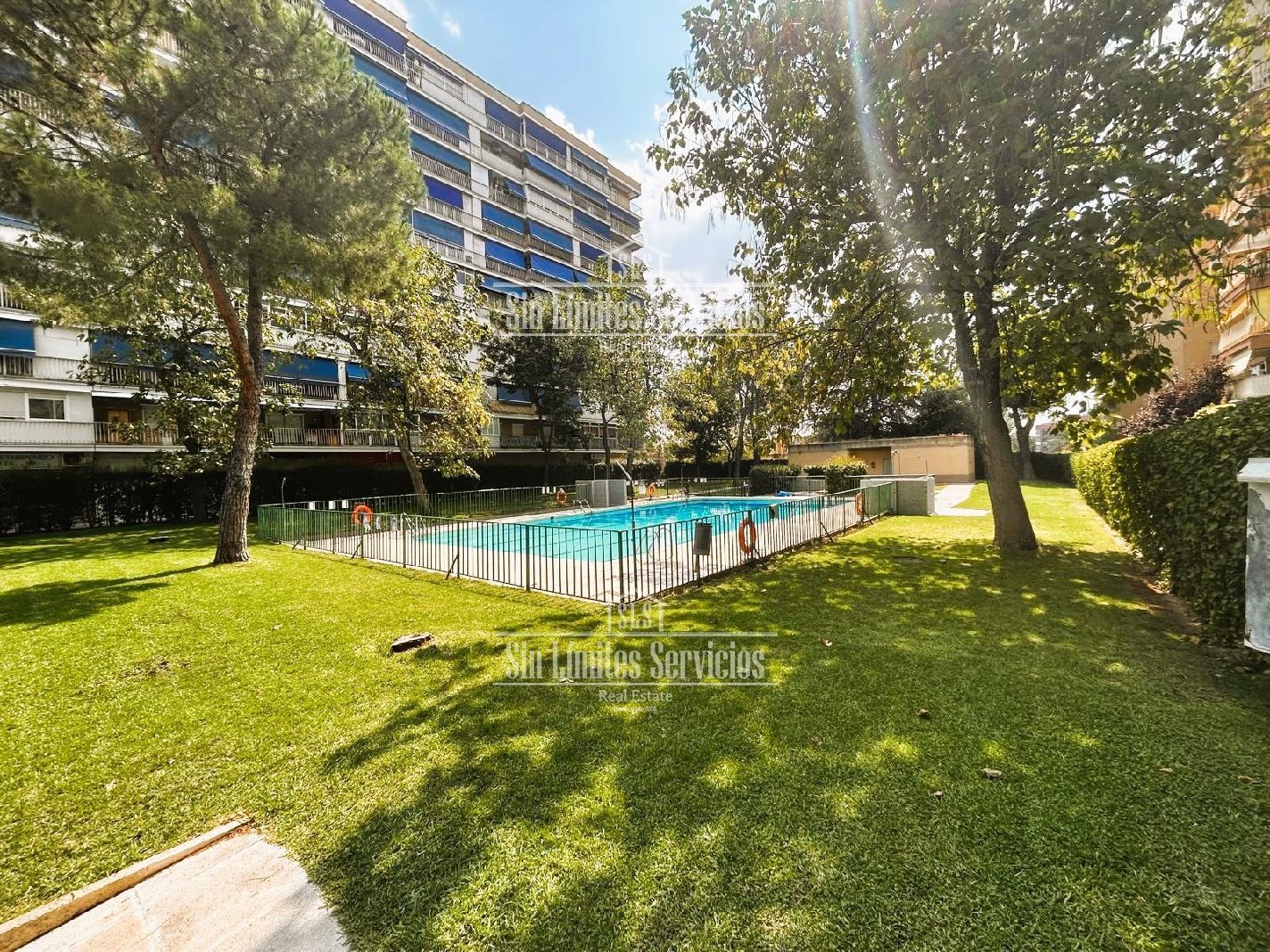 Piscina de Pis en venda en Móstoles amb Calefacció, Terrassa i Piscina comunitària