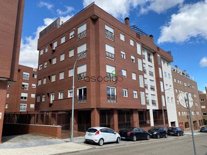 Vista exterior de Pis en venda en Guadalajara Capital amb Piscina