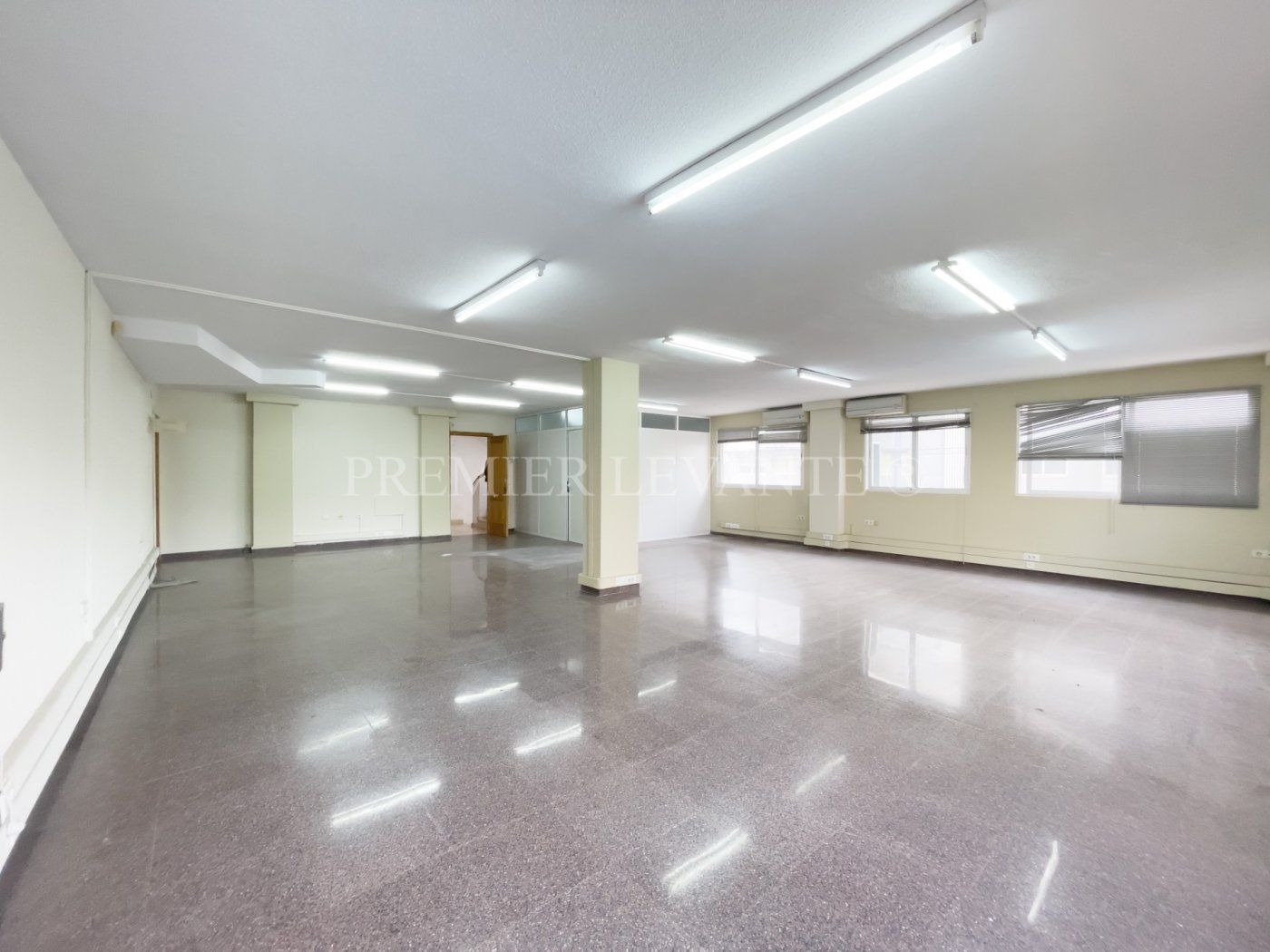 Office to rent in PERIODISTA RODOLF SALAZAR, Nou Alacant