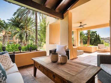 Bajo con piscina en venta en Benamara - Atalaya