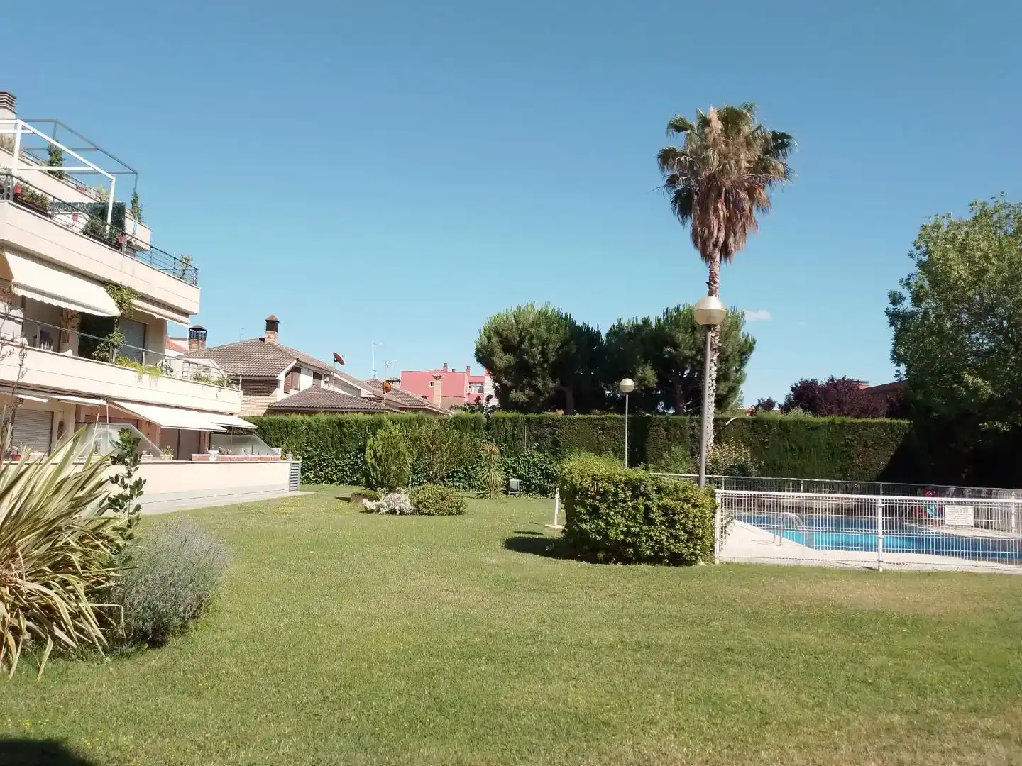 Jardí de Pis en venda en Utebo amb Aire condicionat, Piscina i Balcó