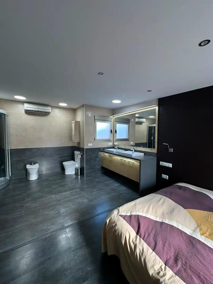 Baño de Casa adosada en venta en Cartagena con Aire acondicionado, Calefacción y Amueblado