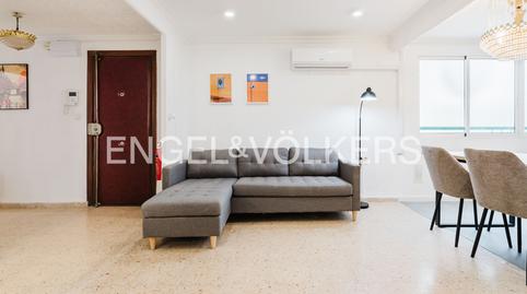 Foto 2 de Apartament de lloguer a Carrer D'empar Ballester, Beteró, Valencia