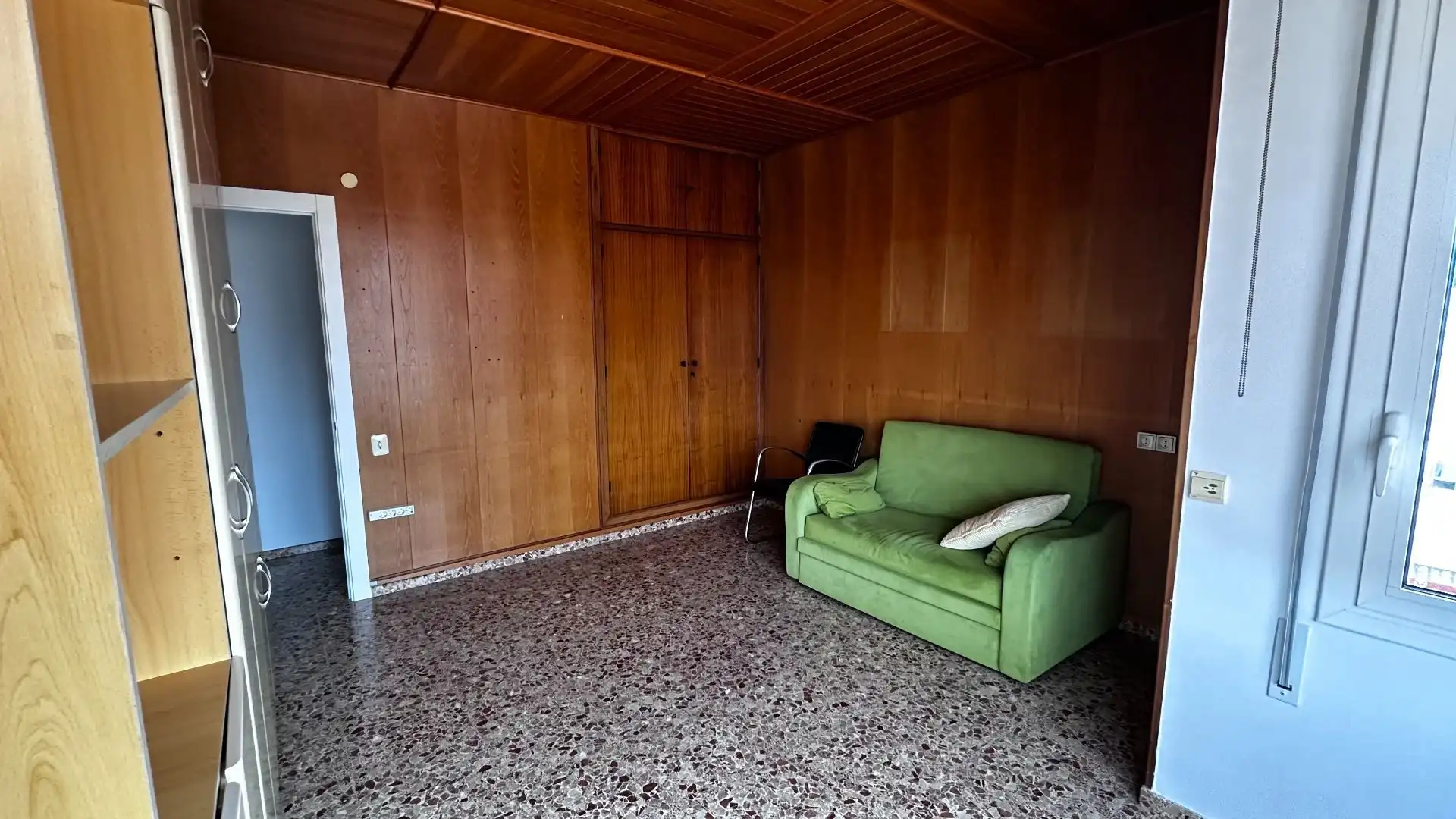 Living room of Flat for rent in Tortosa  with Air Conditioner, Terrace and Furnished