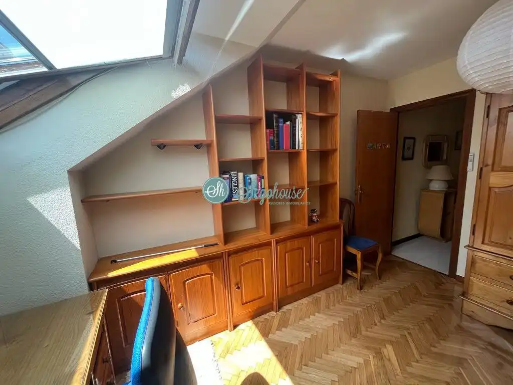 Bedroom of Flat for sale in Segovia  with Heating, Parquet flooring and Terrace