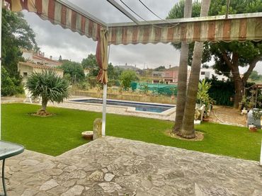 Villa avec piscine à vendre à El Pino - Bajo de Guía