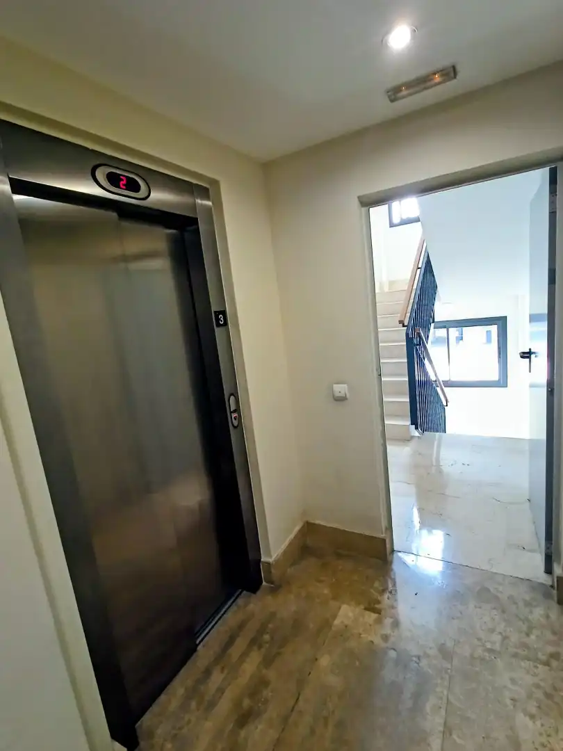 Apartament amb piscina en venda a Calle del Monasterio de Santo Domingo de Silos, imagen 34