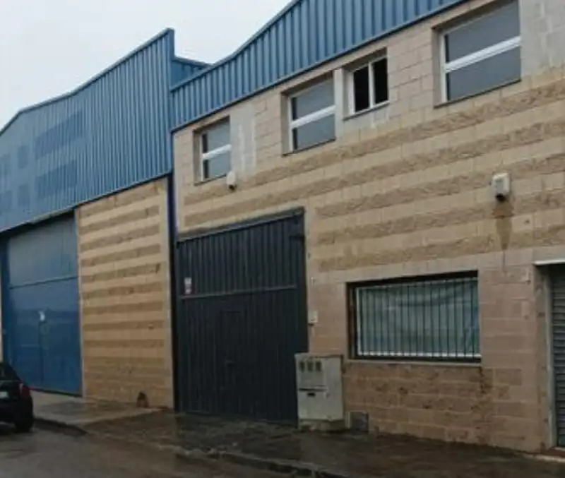 Nave industrielle à vendre à C/ Roma