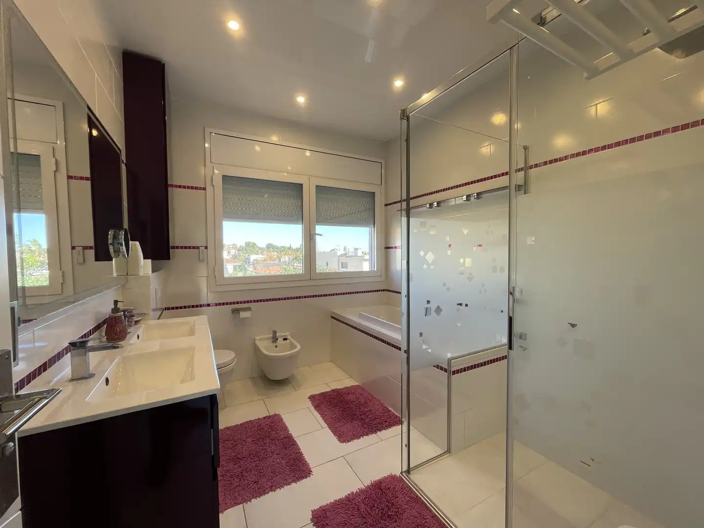 Houses for rent in Montmar