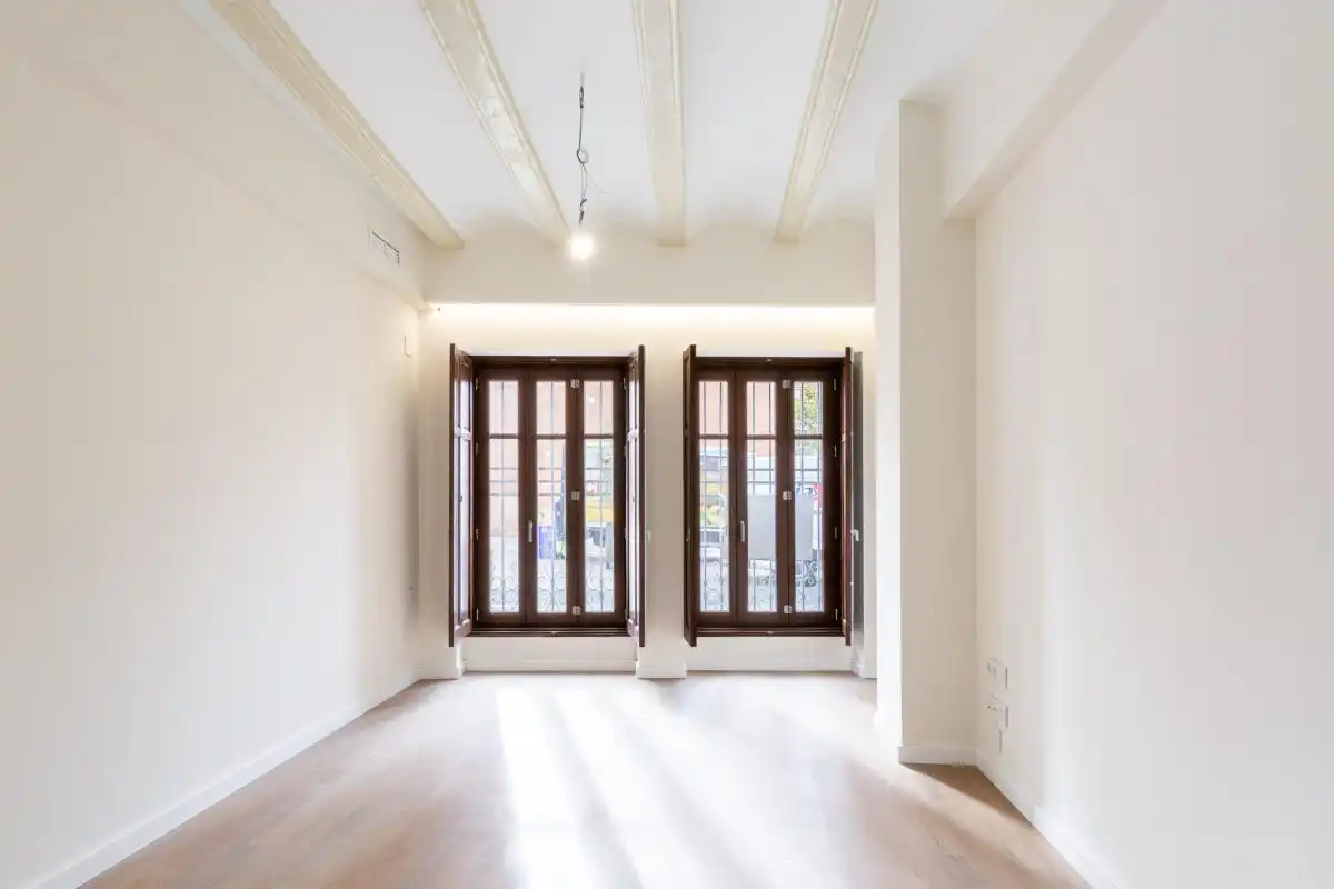Wohnung zum Verkauf in Torrent mit Klimaanlage, Heizung und Terrasse