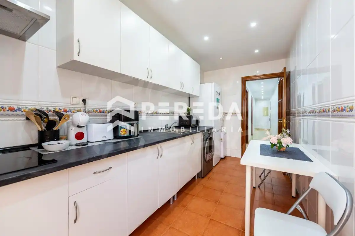 Cocina de Apartamento en venta en Roquetas de Mar con Aire acondicionado y Terraza