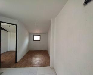 Flat for sale in  Logroño  with Heating