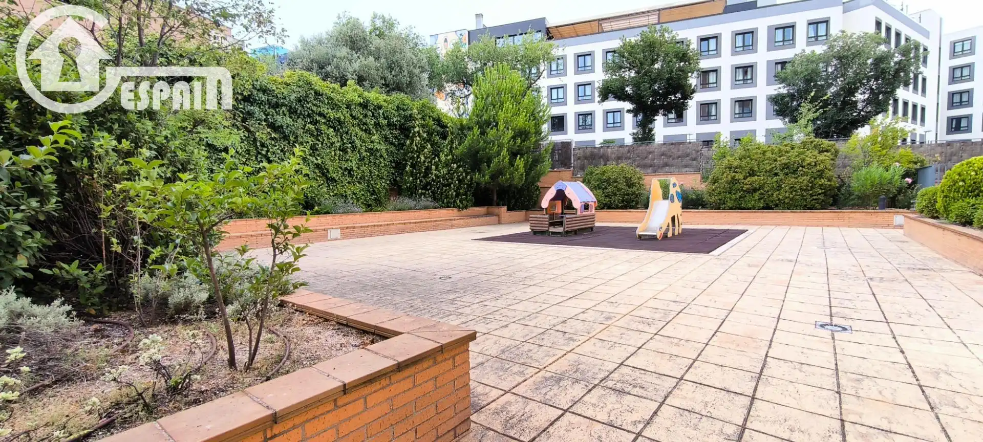 Terrace of Flat for sale in Madrid  with Air Conditioner, Heating and Private garden
