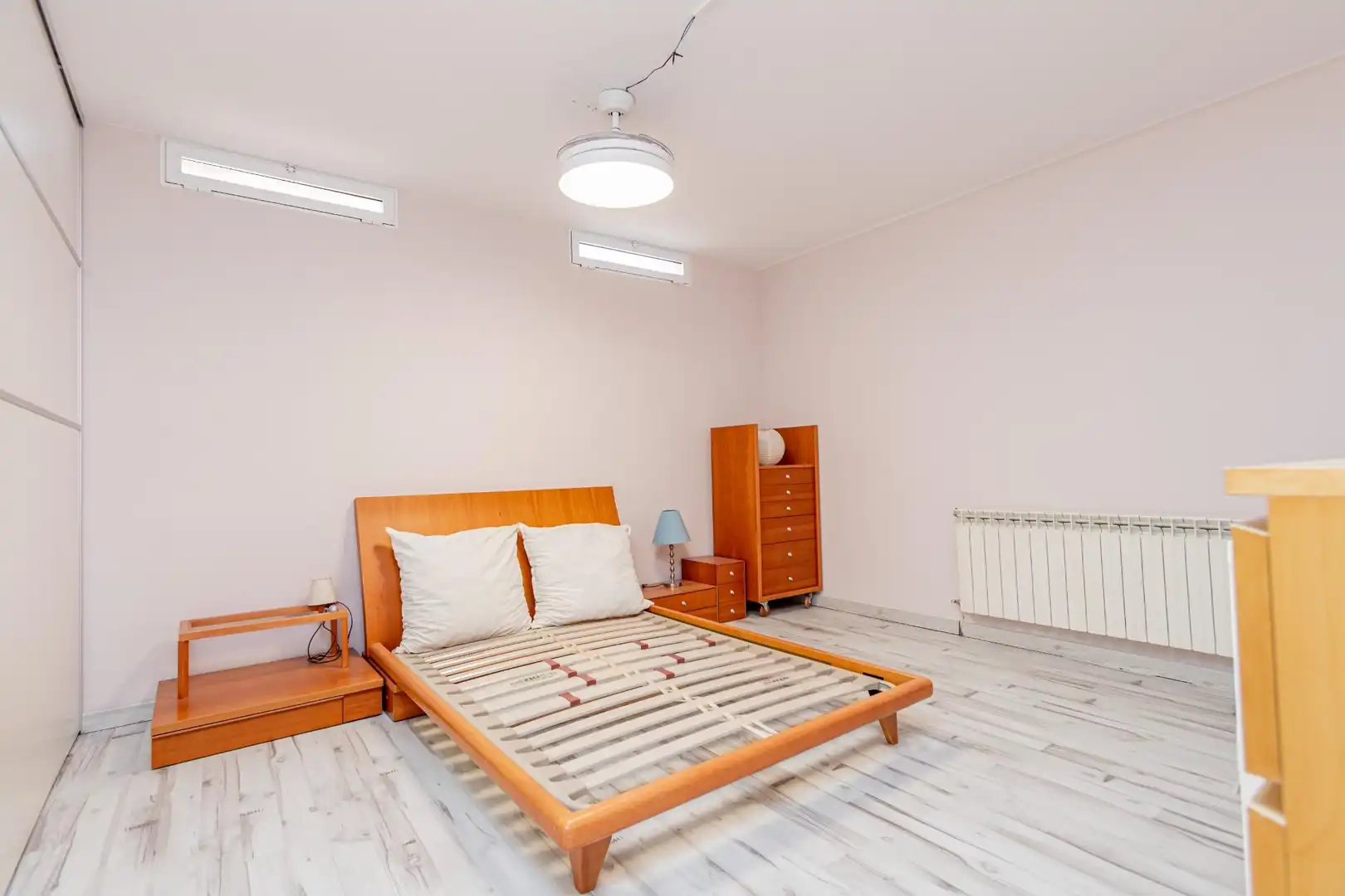 Habitación de Casa o chalet en venta en Madrid con Aire acondicionado, Calefacción y Jardín privado