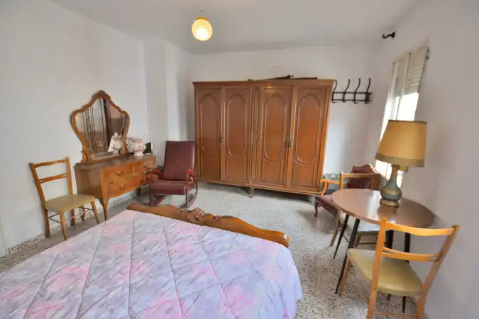 Reihenhaus mit Terrasse zum Verkauf in Calle Antonio Ordóñez 75, imagen 32
