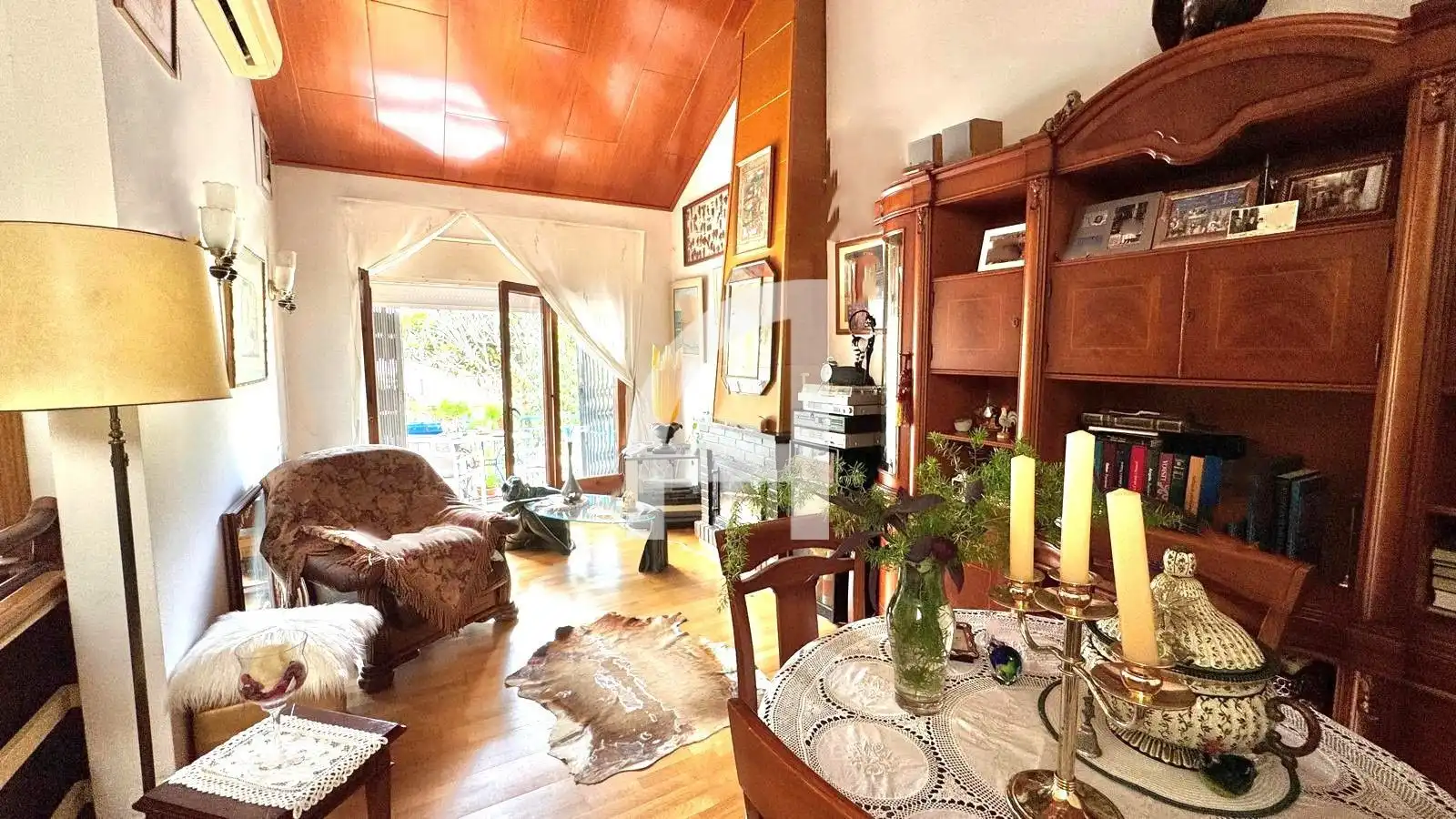 Sala d'estar de Casa o xalet en venda en Sant Julià de Ramis amb Aire condicionat i Calefacció