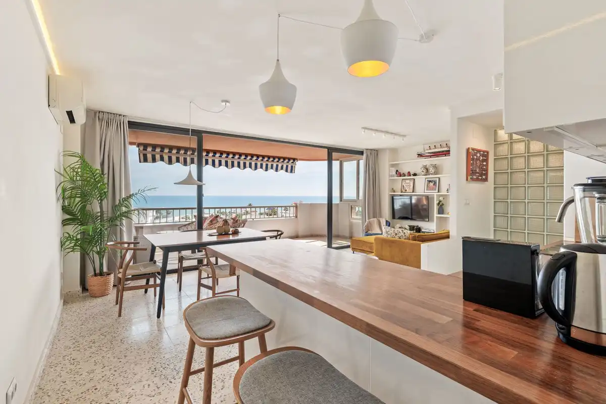 Comedor de Apartamento en venta en Torremolinos con Aire acondicionado, Terraza y Piscina comunitaria