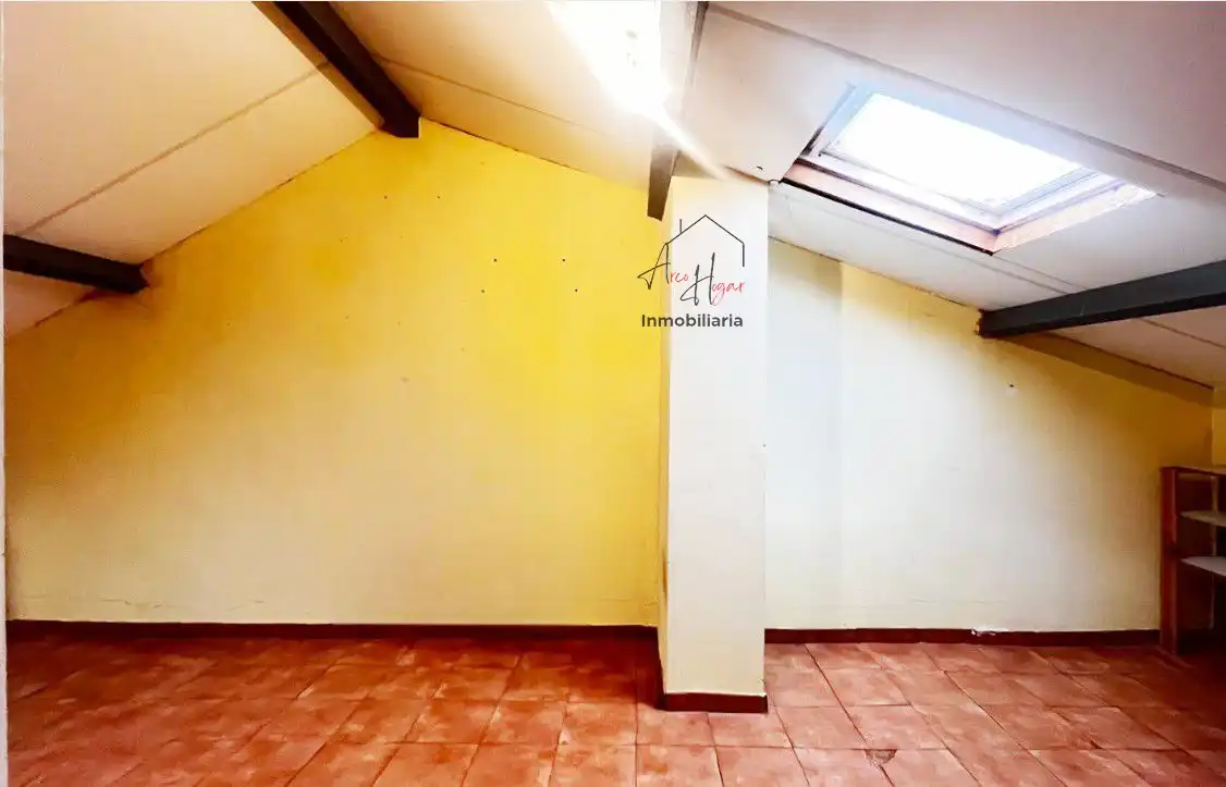 Haus oder Chalet zum Verkauf in Villamayor mit Heizung, Parkett und Terrasse