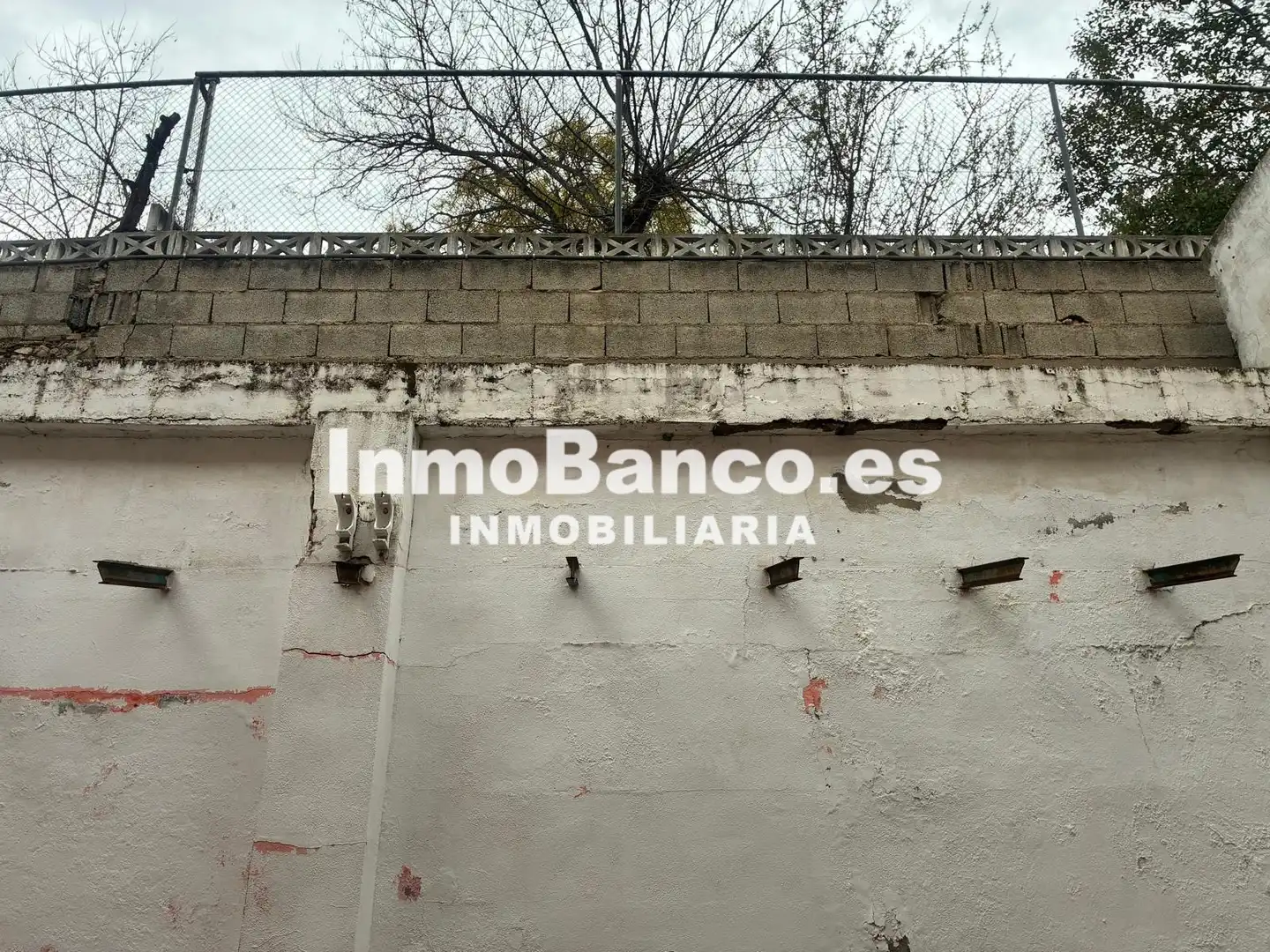 Exterior view of Commercial properties for sale in La Pobla Llarga  with Terrace