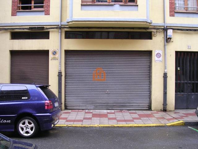 Local comercial en Alquiler en Rodríguez del Valle en Centro Ciudad