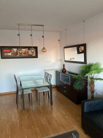 Piso en Alquiler en Carrer del Bosc en Barri Antic