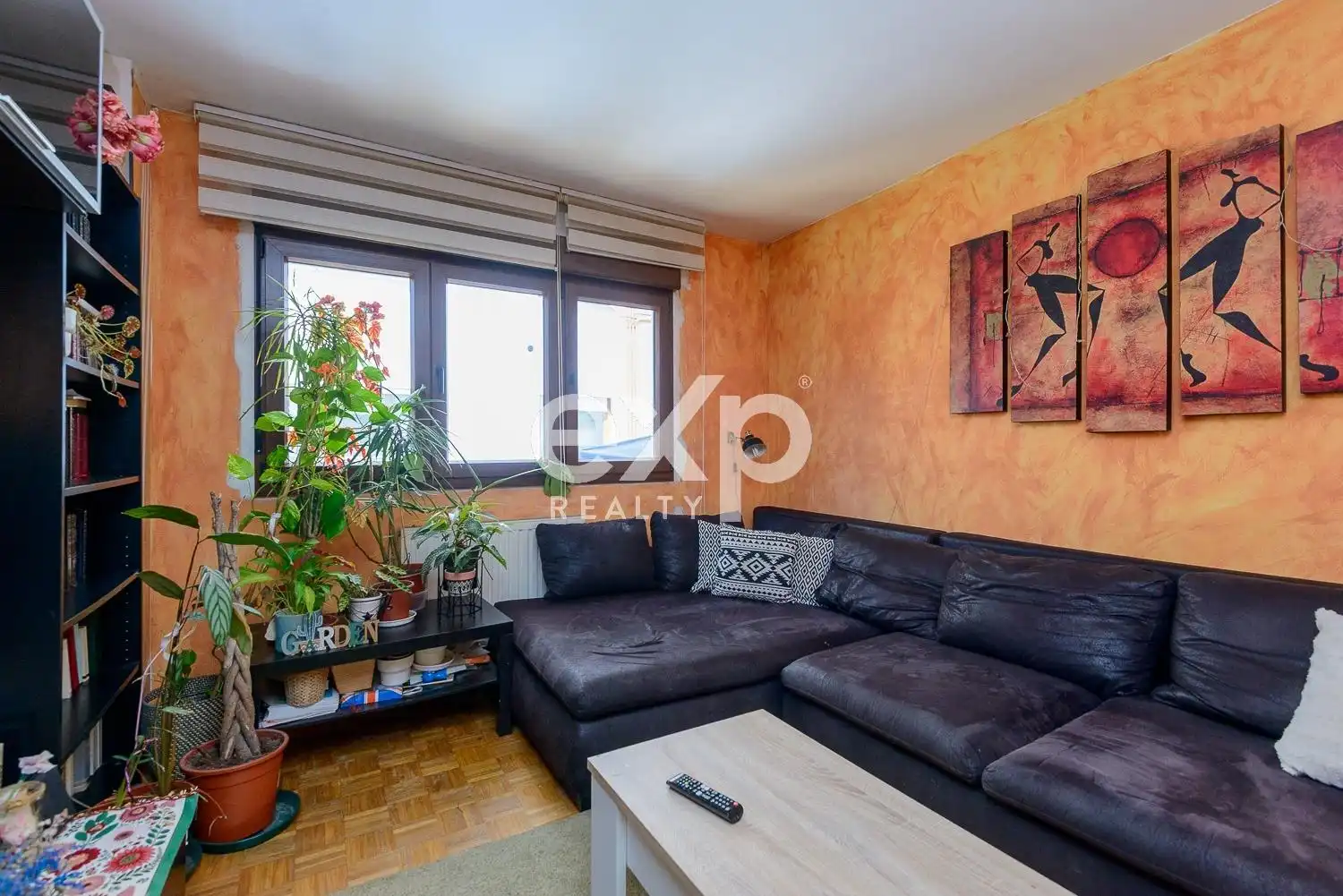 Sala de estar de Piso en venta en Oviedo  con Calefacción y Amueblado
