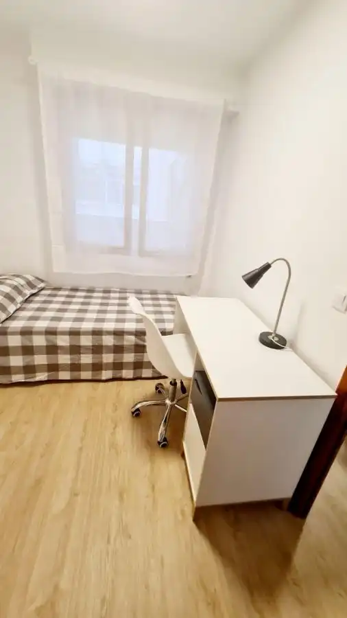 Bedroom of Flat for rent in Castellón de la Plana / Castelló de la Plana  with Terrace and Balcony