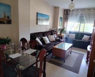 Living room of Flat for sale in  Sevilla Capital  with Air Conditioner and Heating
