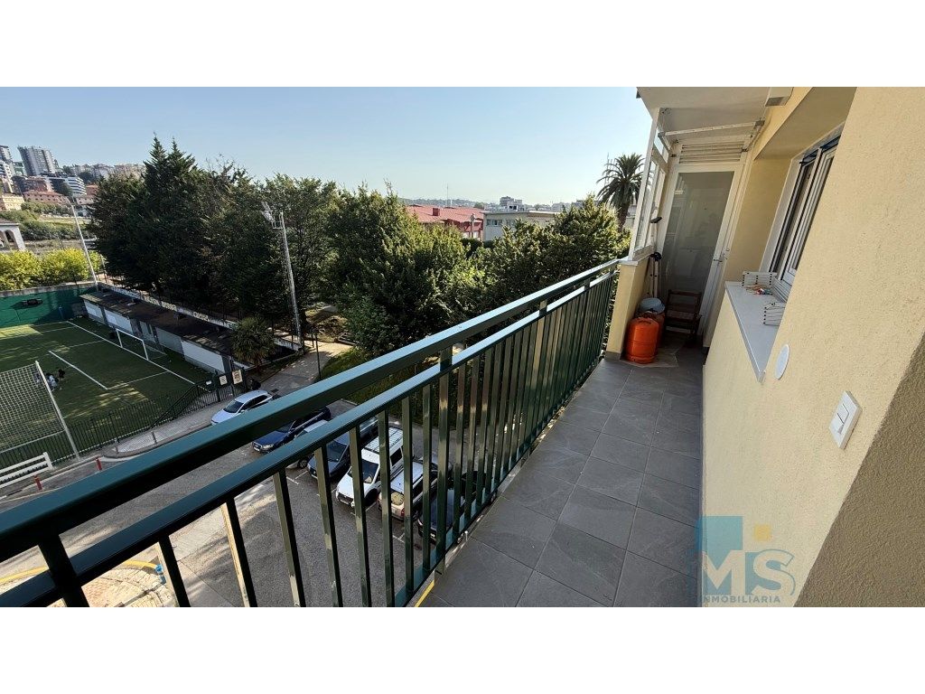 Terraza de Piso en venta en Pasaia con Amueblado y Balcón