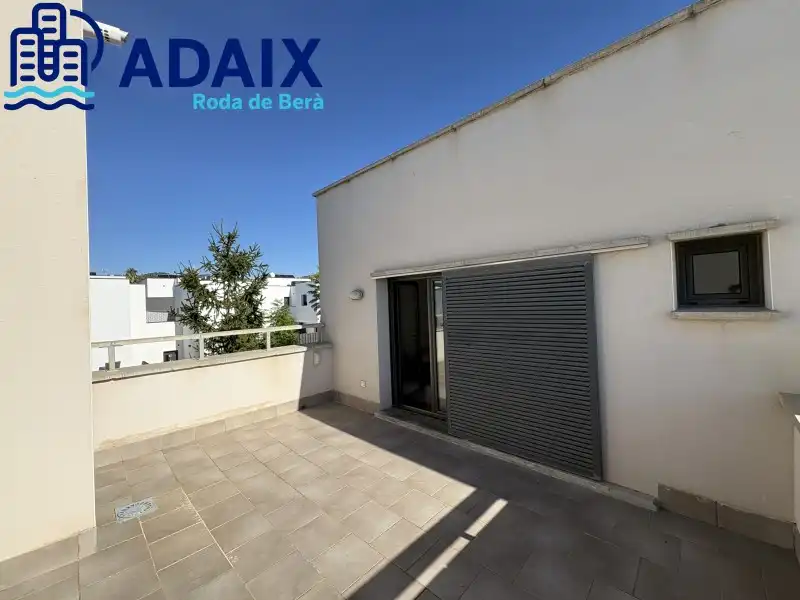 Casa adosada en venda a Roda de Berà, Tarragona