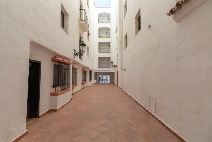 Apartament amb piscina en venda a Avenida José Banús, imagen 25