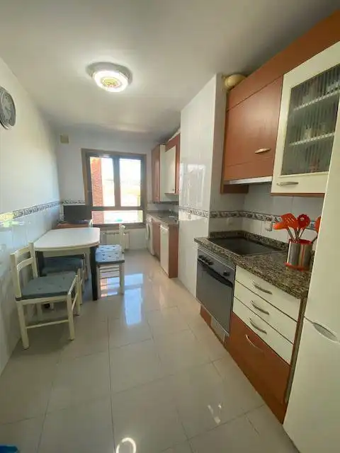 Piso en venta en HUCA - La Cadellada