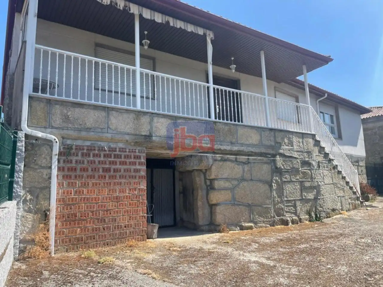 Casa amb terrassa en venda a O Pereiro de Aguiar