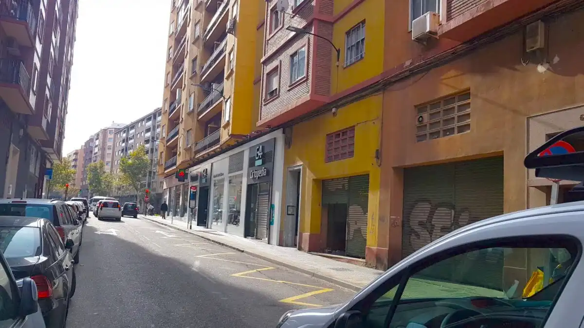 Local en venta en Calle Fray José Casanova, Barrio del Ave