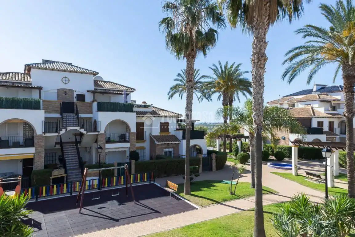 Vista exterior de Piso en venta en Tabernas con Aire acondicionado, Amueblado y Piscina comunitaria