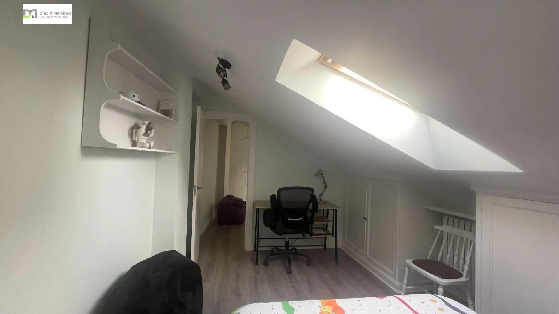 Habitación de Dúplex en venta en León Capital  con Calefacción y Parquet