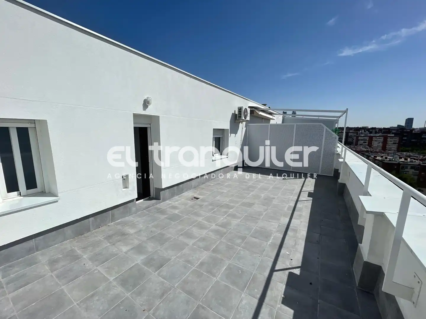 Penthouse mit Aufzug zur Miete in Calle Chantada, imagen 2