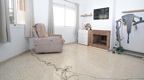 Foto 2 de Casa adosada en venda a Calle Calle del Guadalete, La Banda - Campo de Fútbol, Chiclana de la Frontera