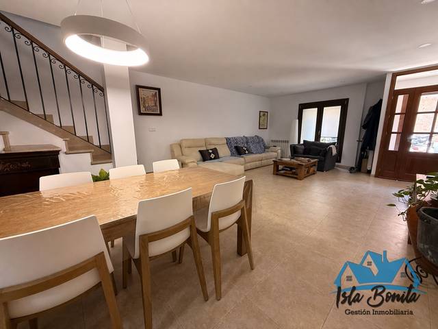 Casa adosada en Venta en Pòrtol
