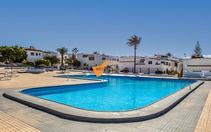 Piscina de Casa adosada en venda en Arona amb Terrassa i Piscina