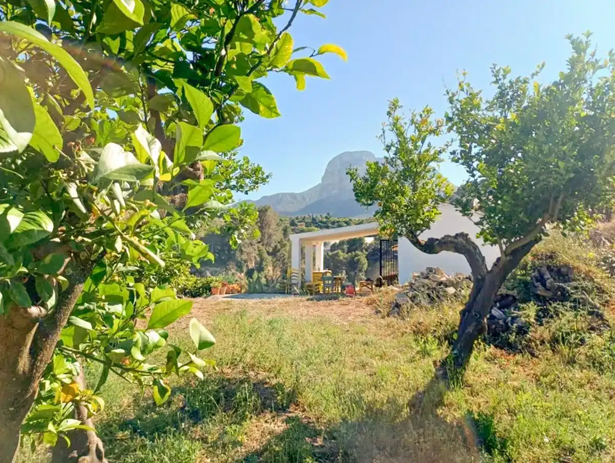 Jardín de Finca rústica en venta en Polop