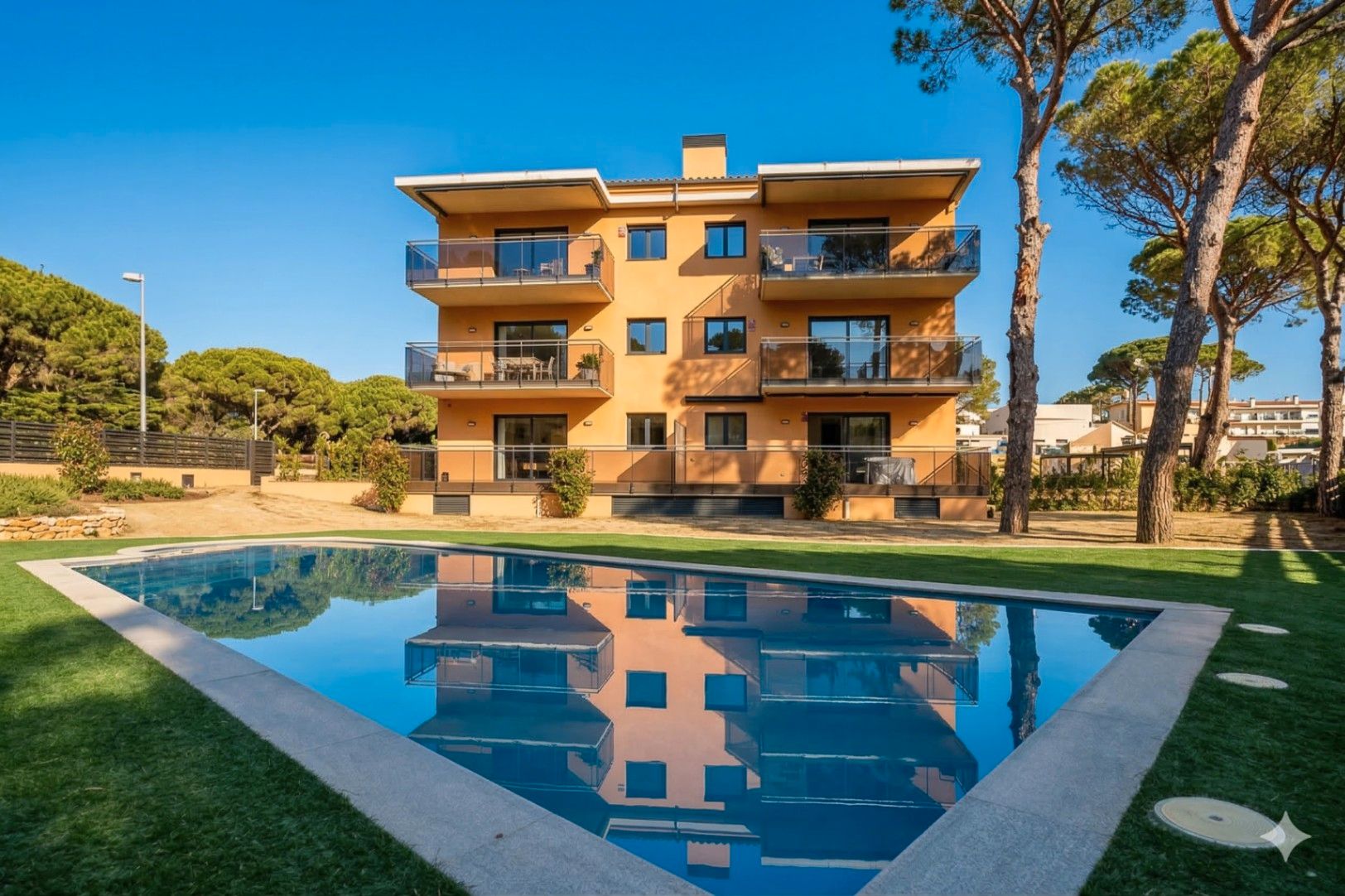 Vista exterior de Apartamento en venta en Pals con Aire acondicionado, Calefacción y Jardín privado