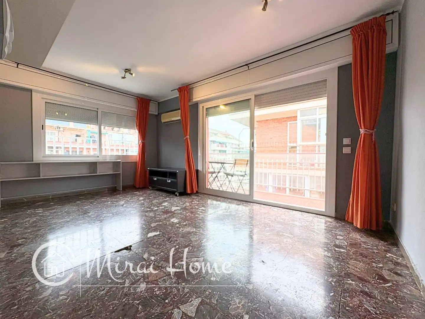 Sala de estar de Piso en venta en Granollers con Aire acondicionado y Balcón