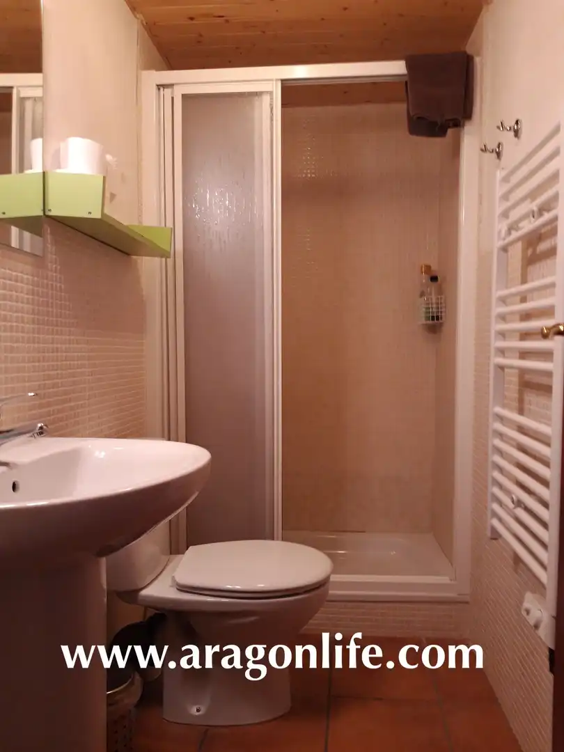 Baño de Casa o chalet en venta en Nonaspe con Aire acondicionado, Amueblado y Horno
