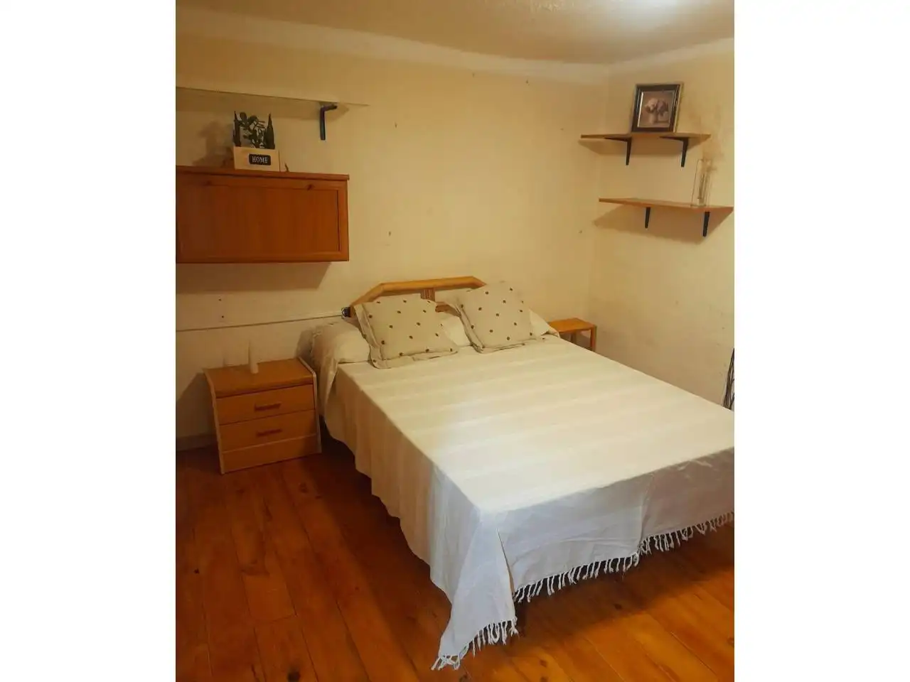 Habitación de Piso en venta en Vilanova i la Geltrú con Terraza y Amueblado