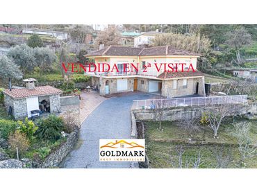 Casa amb jardí en venda a Calle Pablo Neruda 3