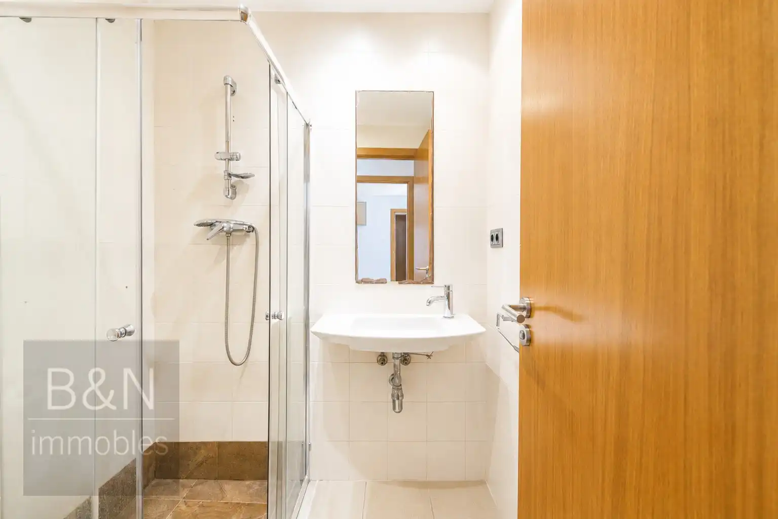 Baño de Piso en venta en Terrassa con Aire acondicionado, Calefacción y Balcón