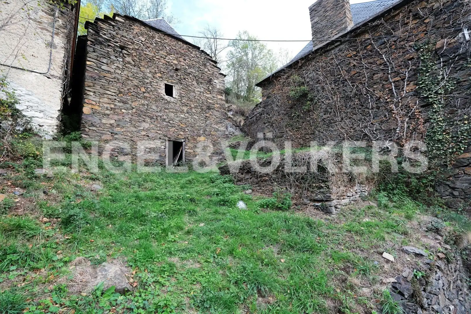 Casa con jardín en venta en Bausen, imagen 10