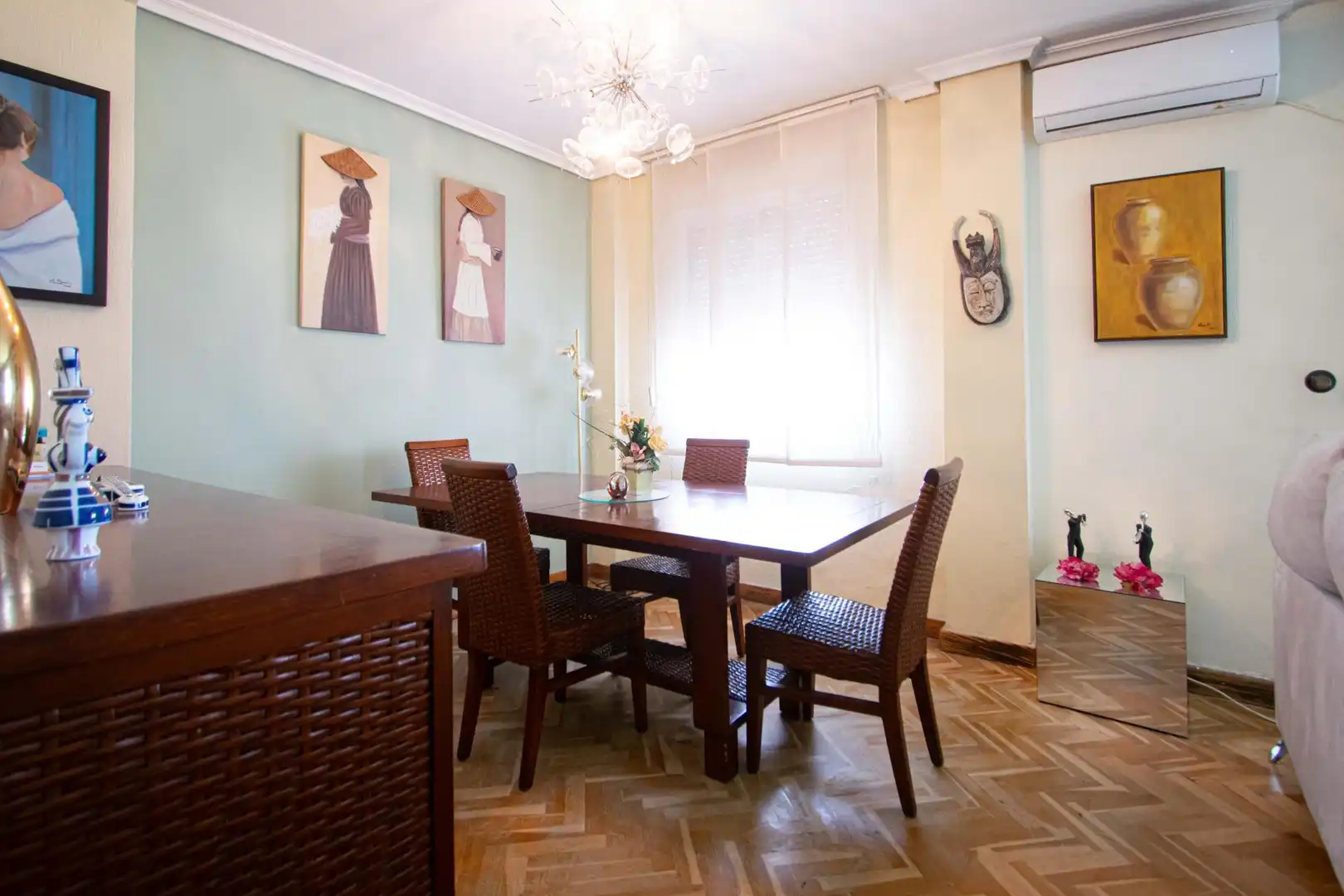 Dining room of Attic for sale in Sevilla  with Air Conditioner, Heating and Parquet flooring